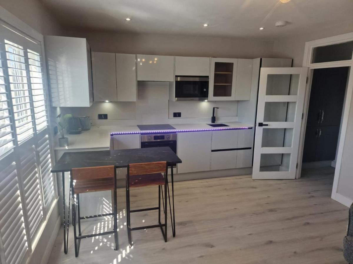 Collier'S Wood En-Suite Apartments ロンドン エクステリア 写真